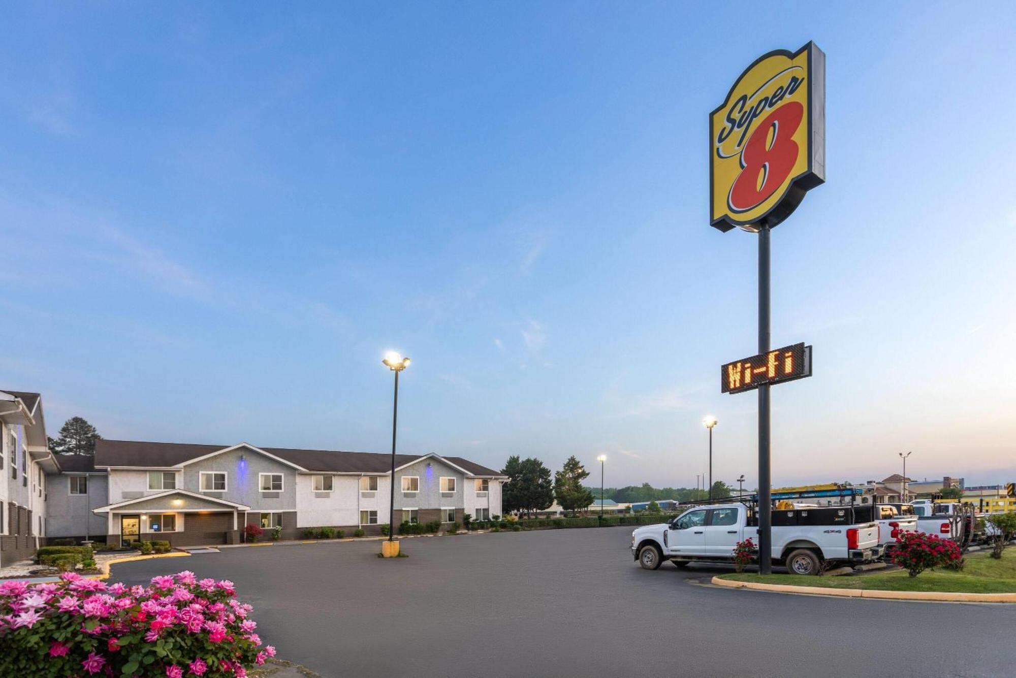 Motel Super 8 By Wyndham South Boston Va Zewnętrze zdjęcie